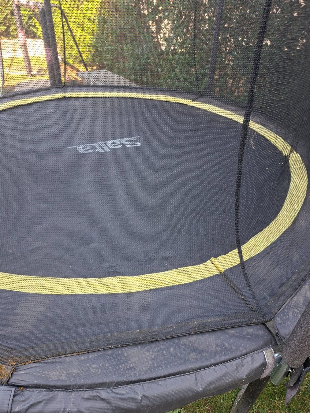 Salta Trampolines: Trampolin Salta inklusive Abdeckplane – D'occasion à Burg AG par nad_7gvr 2