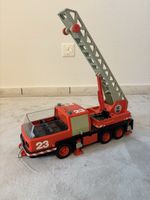 Feuerwehr Leiterwagen Spielzeugauto rot guter Zustand