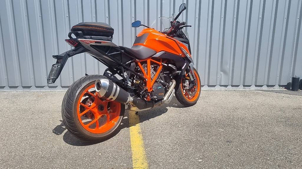 Strada: KTM 1290 Super Duke GT – Usato da Altdorf UR venduto da Worldraid 3