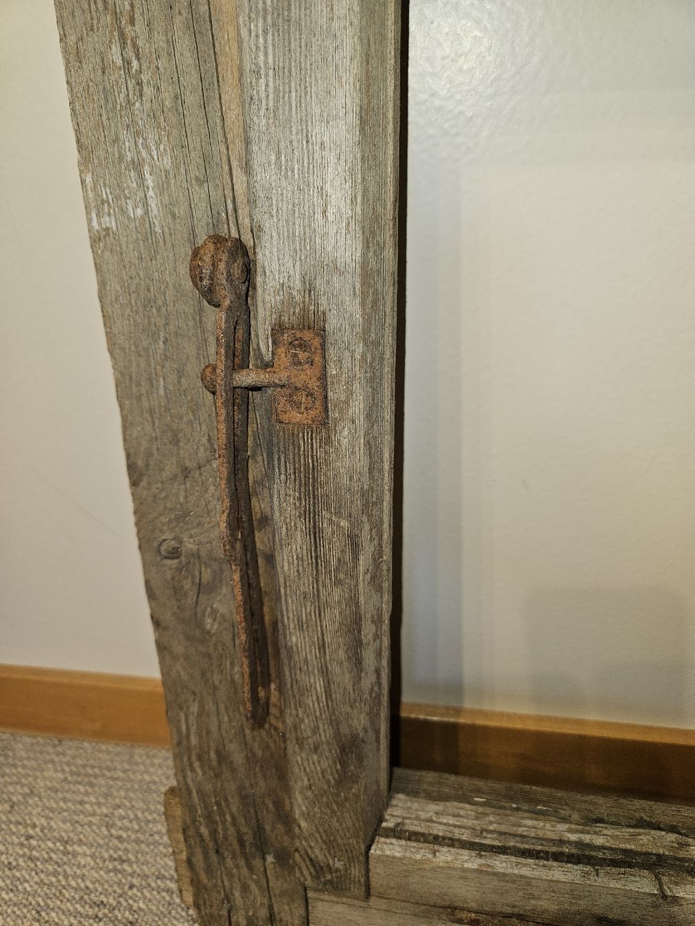 Fenster: Altes Stallfenster mit Riegel Holzrahmen – Gebraucht aus Rheineck von Eulalia40 2