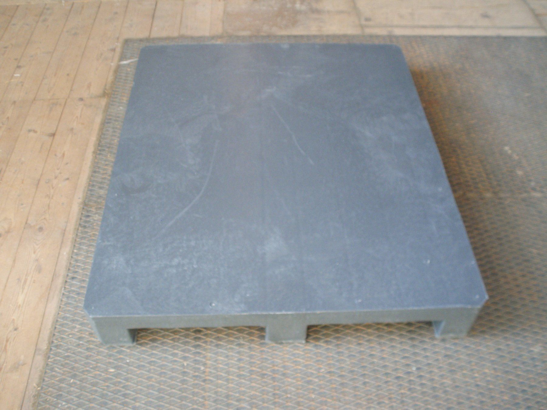 Pallets: Kuststoffpalette – Usato da Gettnau venduto da Cidor