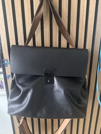 Borsa Studio Pollini pelle nera Made in Italy usata