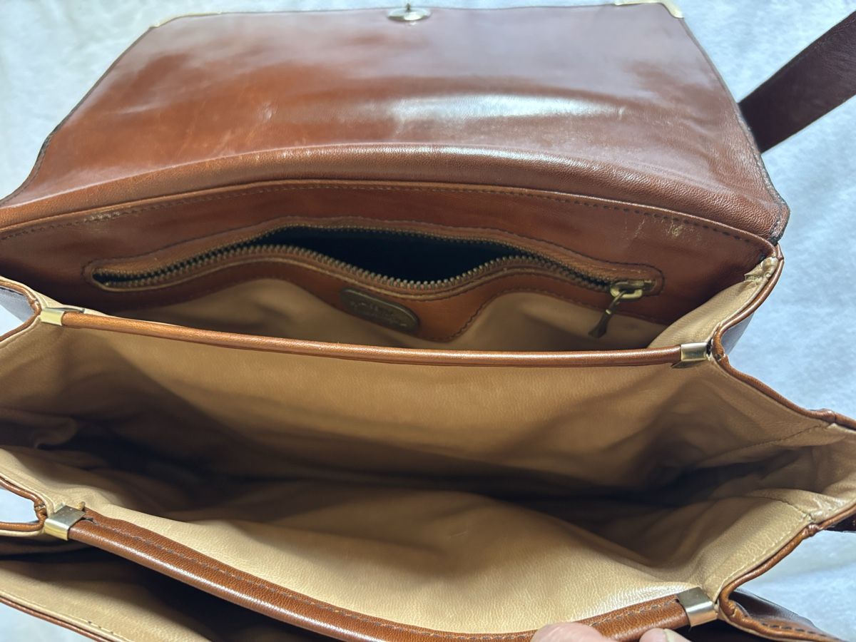 Aigner Borse da donna: Vintage Ledertasche von Aigner – Usato da Bern venduto da Himmelsherold 4