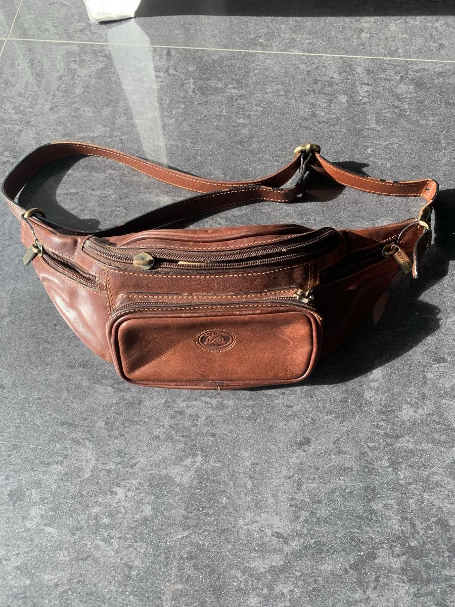 Borse: Tony Perotti gurtentasche – Usato da Bergdietikon venduto da zor_856j 1