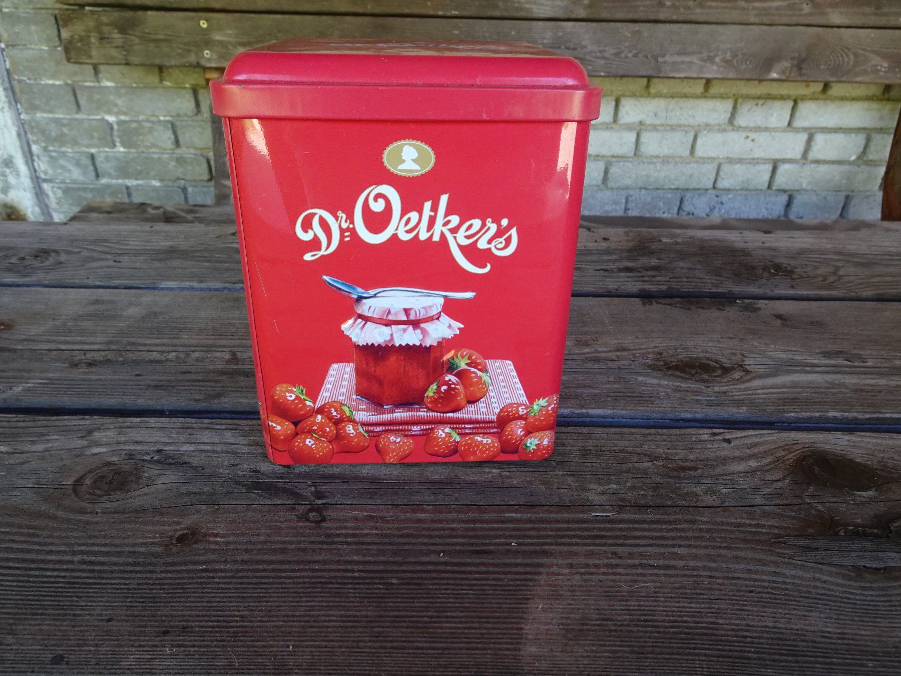 Altro in Decorazioni & Accessori: Ältere Dr. Oetker's Blechdose rot - 230914 – Usato da Küssnacht am Rigi venduto da Good4Deckeli 3