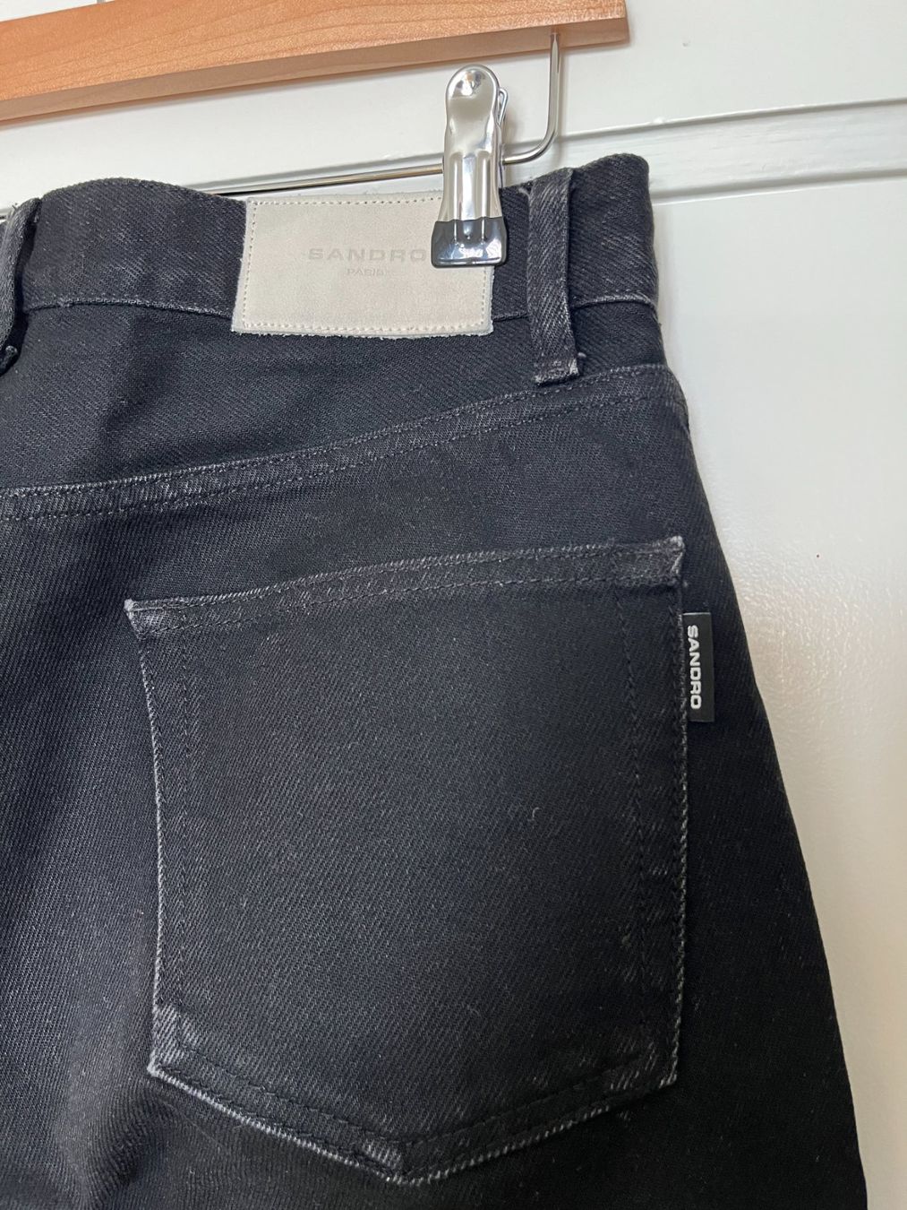 Sandro Jeans: SANDRO SS20 REGULAR STRAIGHT DENIM BLACK – D'occasion à Zürich par Ankawhi 4