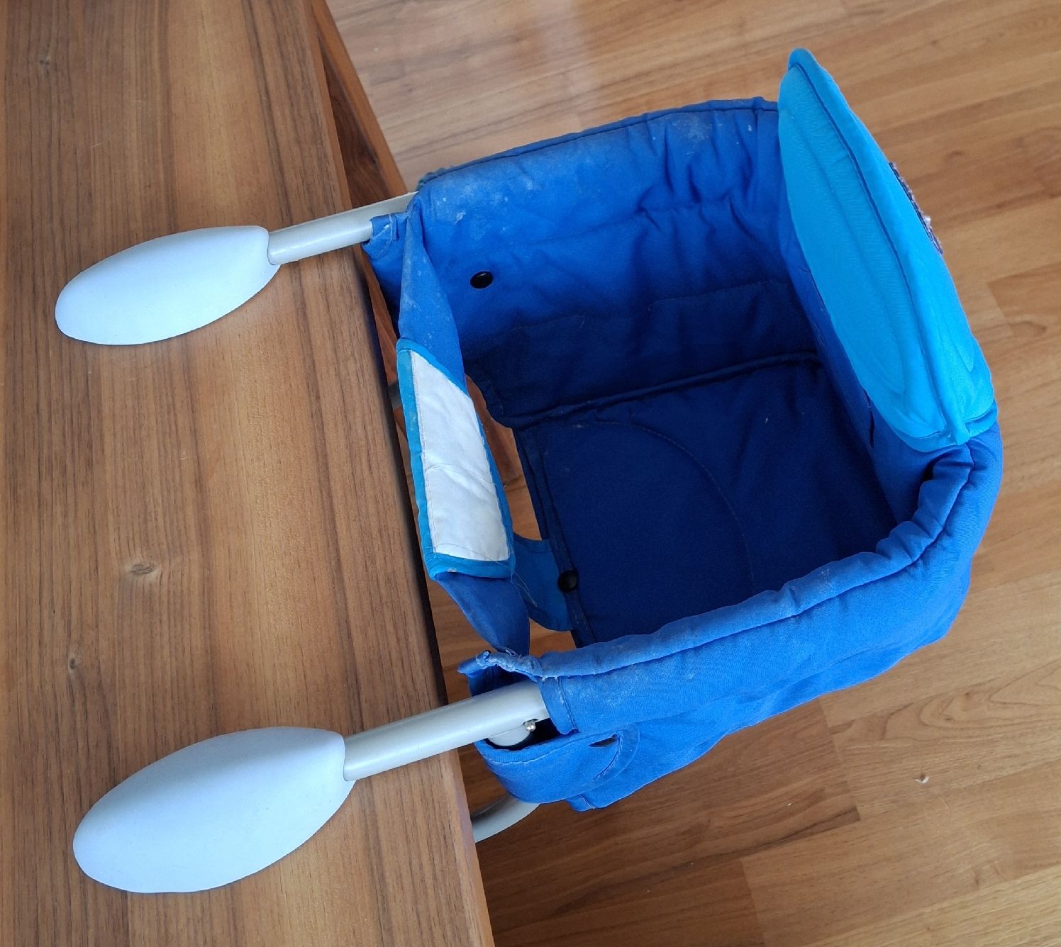 Set di tavolo e panche: Tischsitz für Kleinkind – Usato da Goldach venduto da kle_mt8w 1