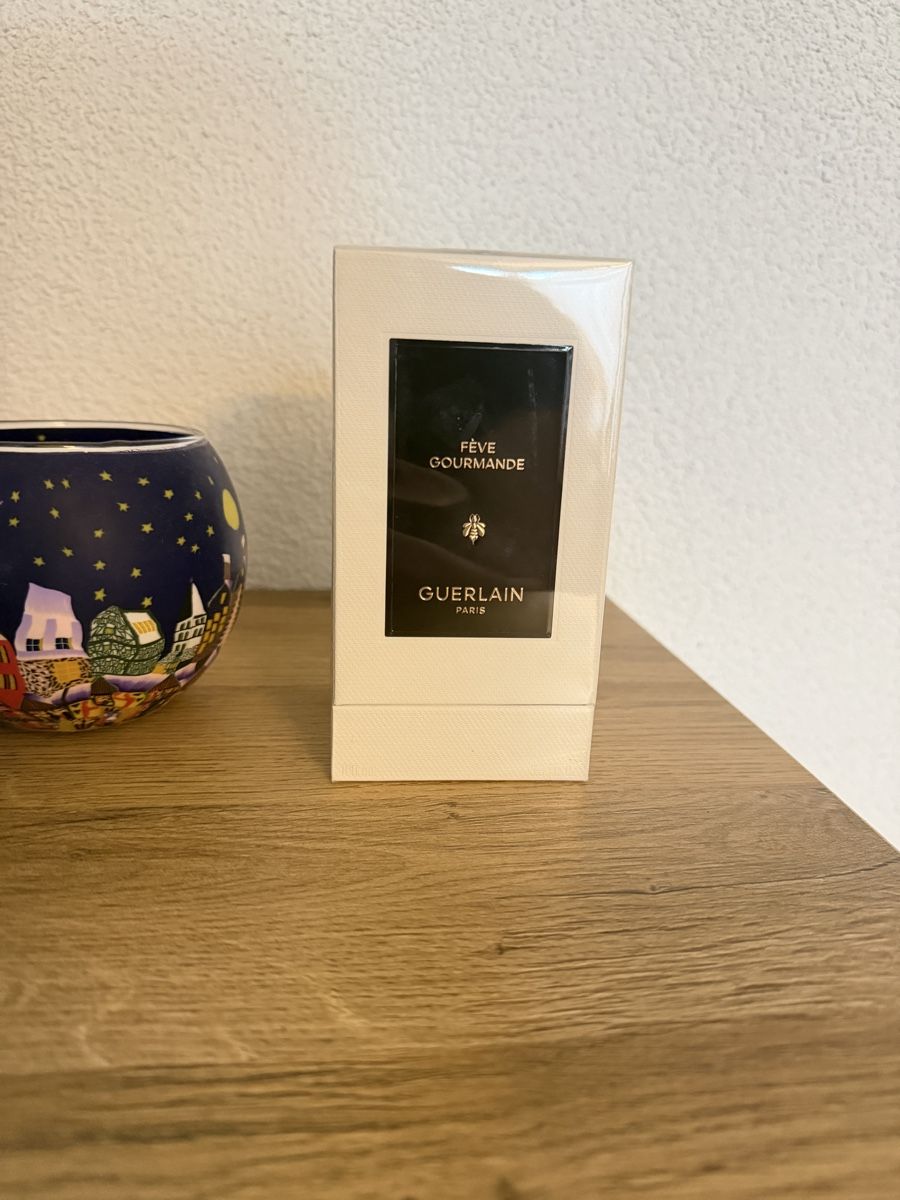 Guerlain Profumi & Eau de Toilette: Guerlain Fève Gourmande – Nuovo e nell'imballaggio originale da Winterthur venduto da Selinnn