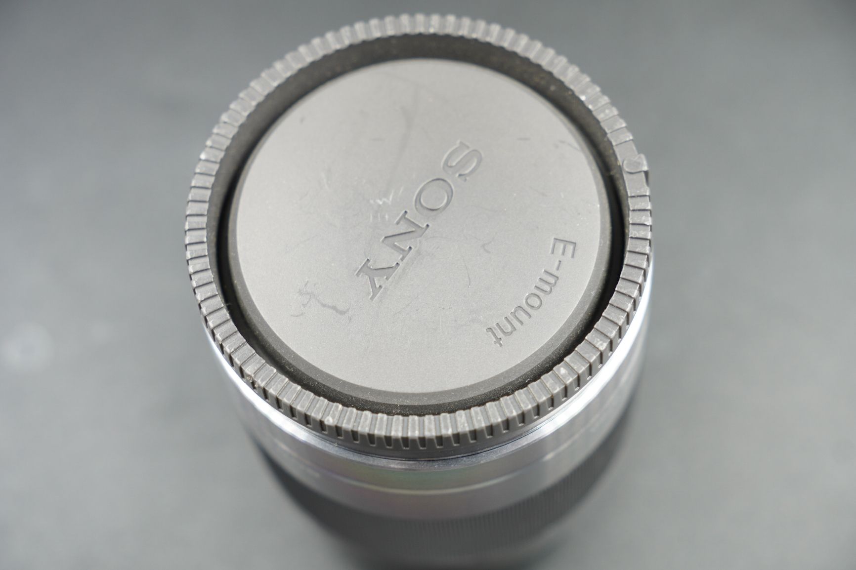 Sony Objektive: Objektiv Sony E 1.8/50 OSS SEL50F18 silber gebraucht APSC – Gebraucht aus Niederhasli von Adrianson 6