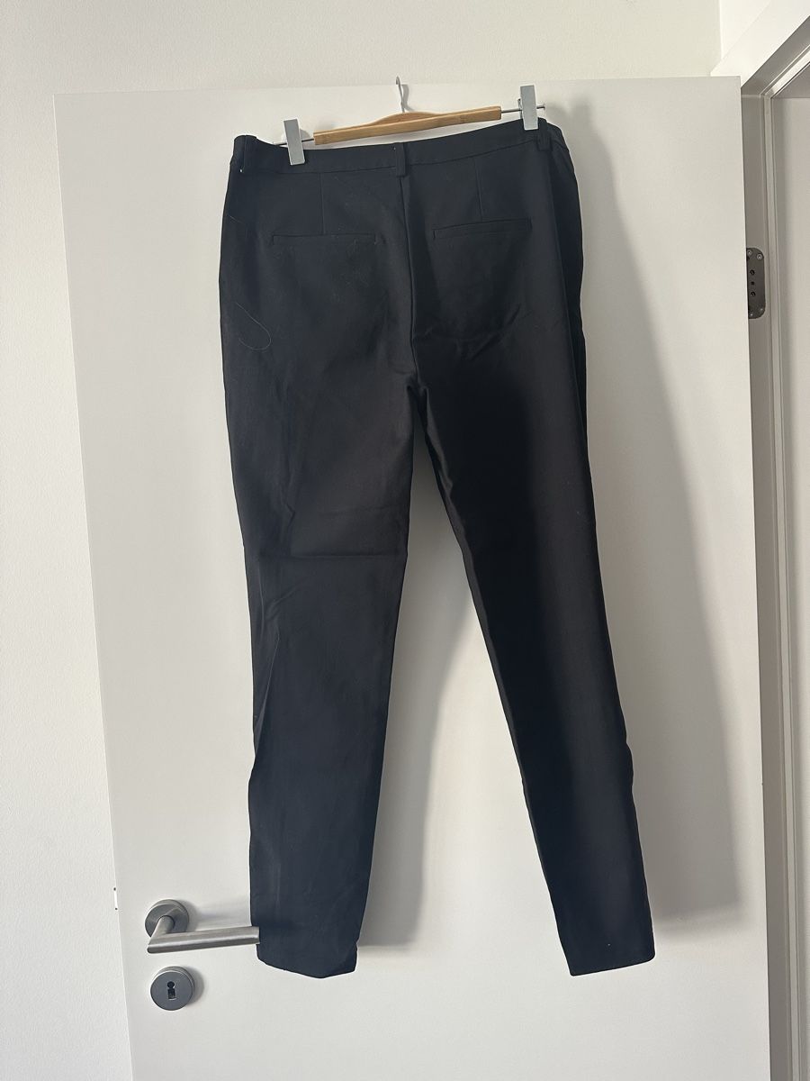 Pantaloni: Pantalon noir – Nuovo (secondo la descrizione) da Lausanne venduto da sou_w9bl 1