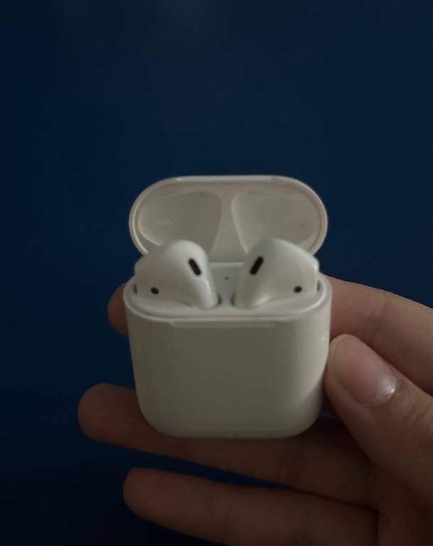 Apple Kopfhörer: Apple Airpods 2. Generation inkl. Ladecase – Gebraucht aus Oberentfelden von ale_k6mj