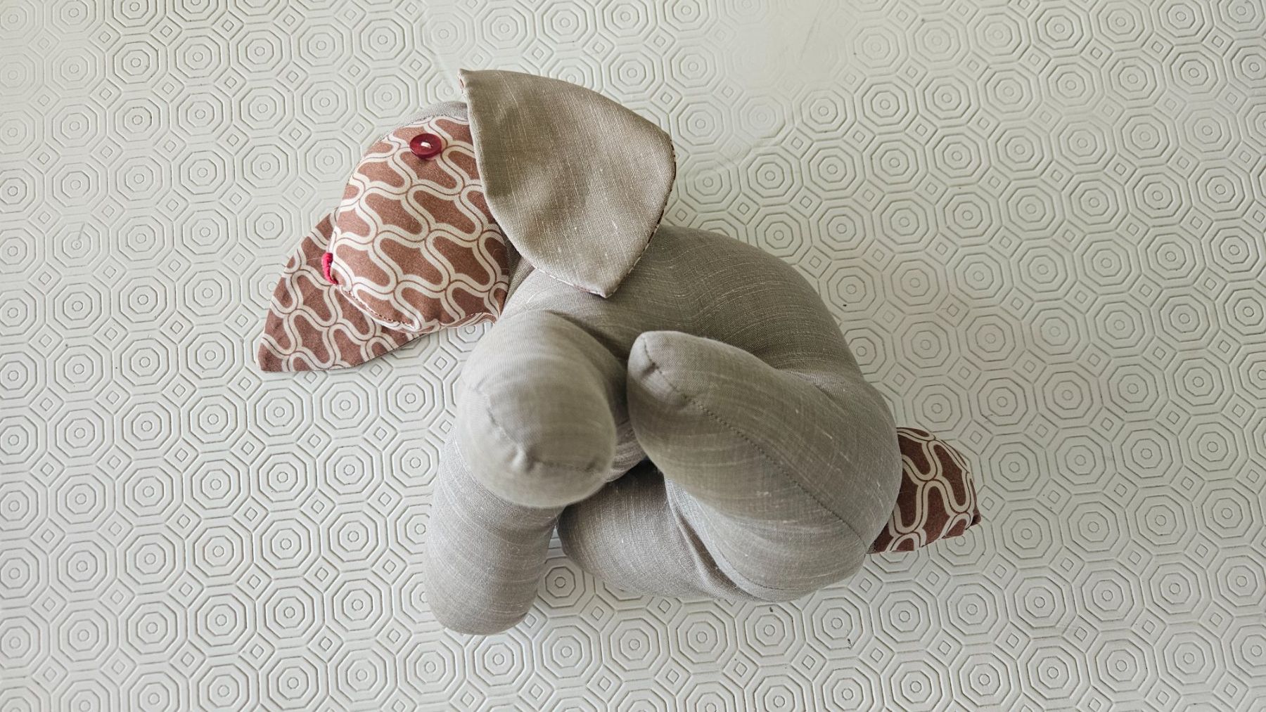 Spielzeuge: Peluche coniglio di pezza realizzato a mano – Gebraucht aus Melano von H-Sara 2