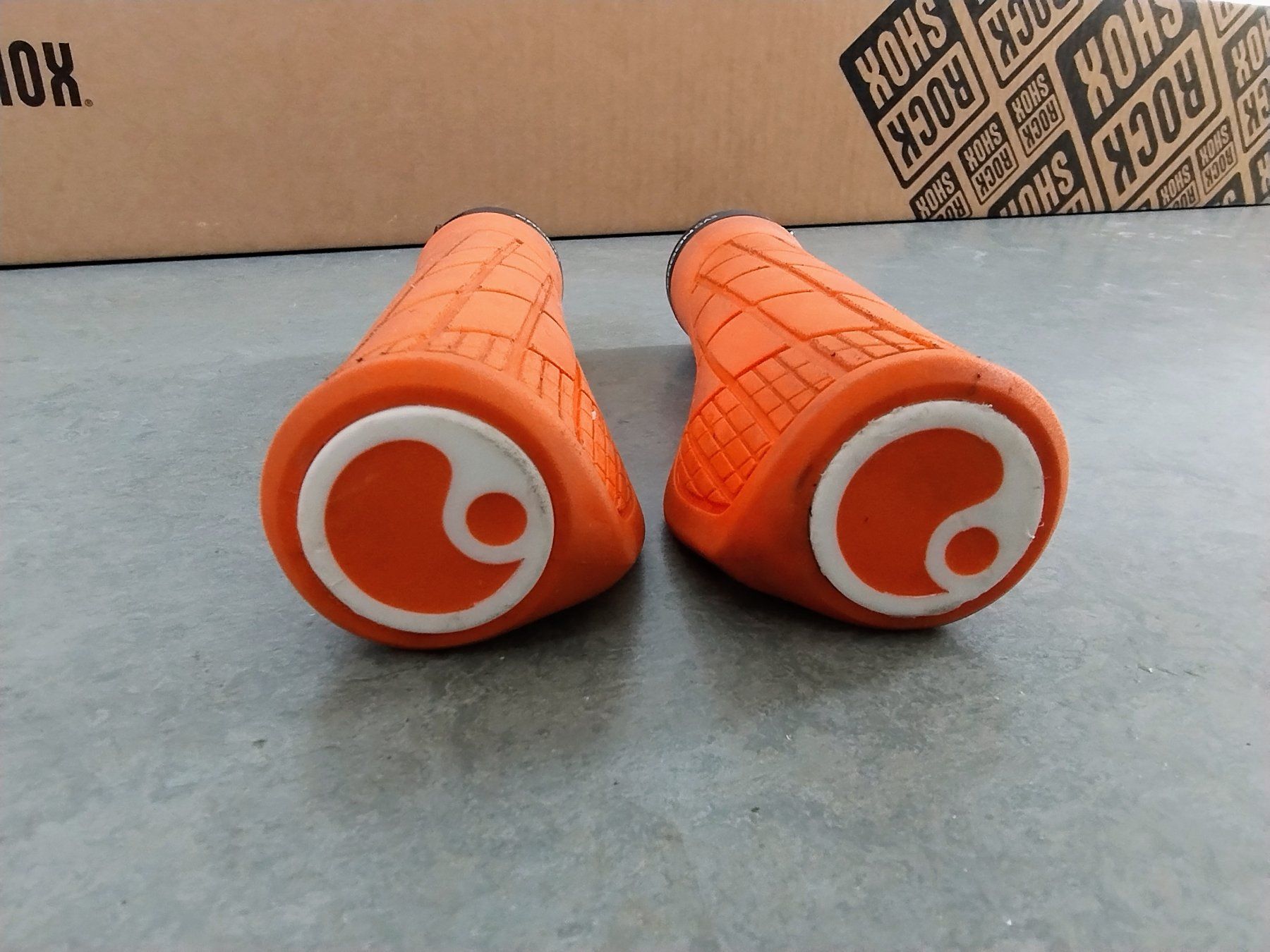 Ergon Pezzi di ricambio: Ergon GA3 Large Lenkergriffe - juicy orange -  Large – Usato da Beckenried venduto da SCHEMA79 3
