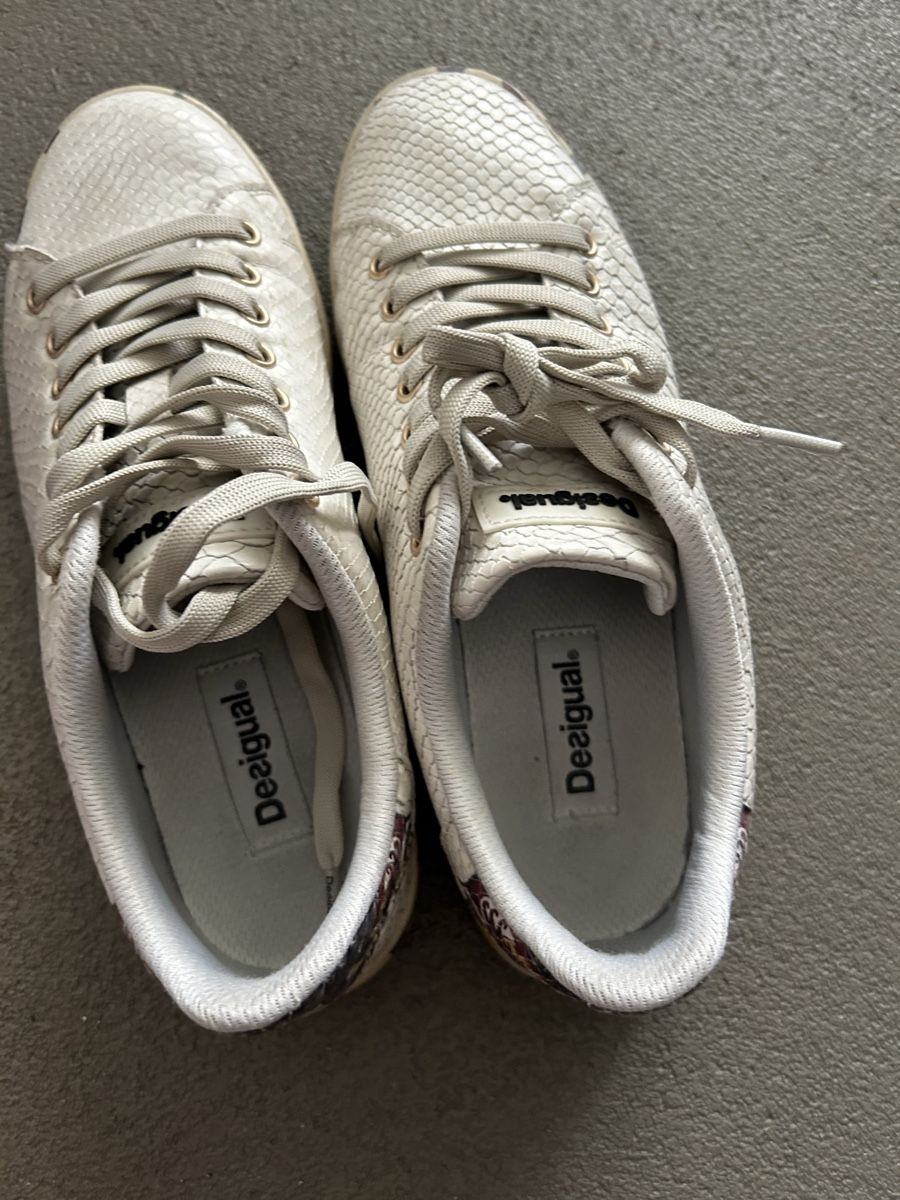 Desigual Scarpe da donna: Baskets Desigual blanches serpent imprimées 38 – Usato da Martigny venduto da lovejess 5