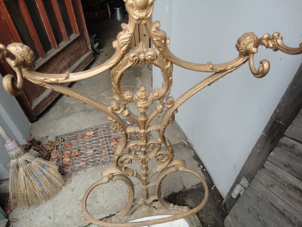 Luxus Garderobe Antik Gebraucht Bild