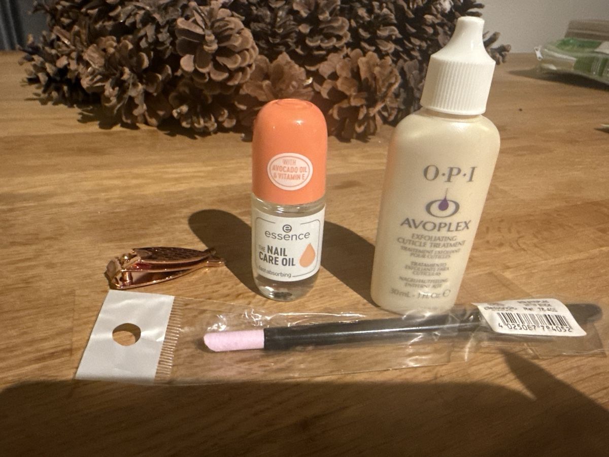 Unghie finte: Nagelpflegeset – Usato da Meilen venduto da zap_8gx2