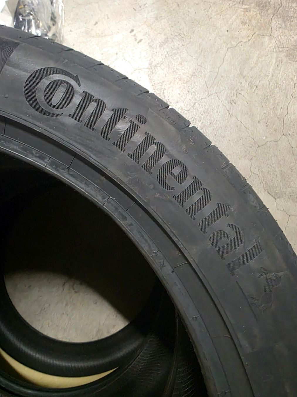 Continental Pneumatici & Ruote complete: Continental Sommerreifen NEU – Usato da Flamatt venduto da AdrianRS 2