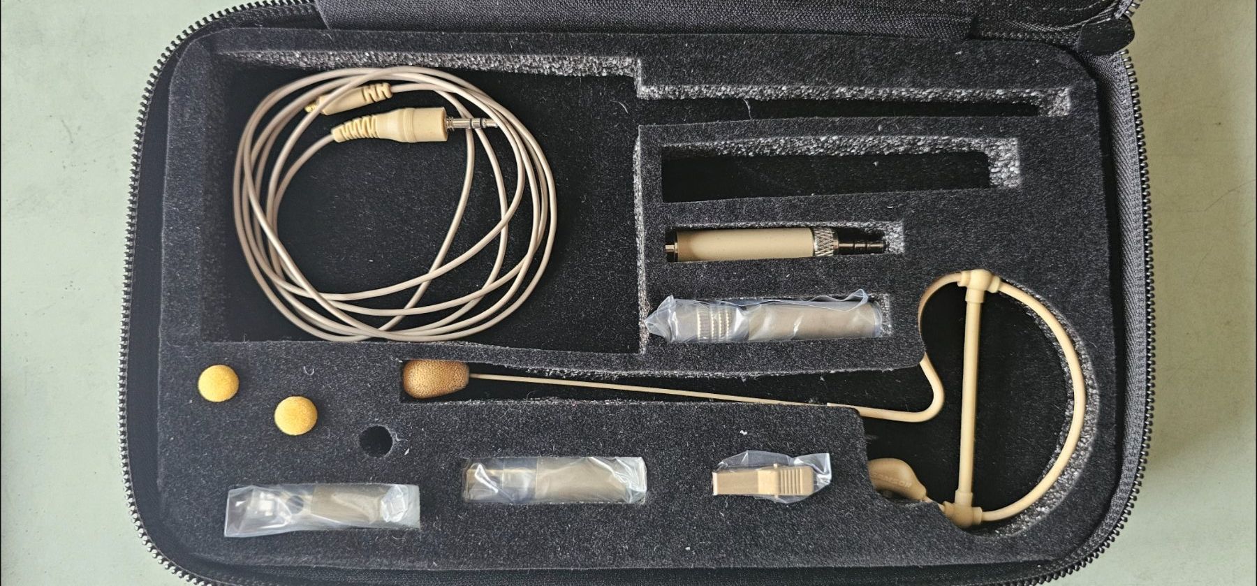 Microfoni: Samson SE50x Earset Mic Tan earset microphone – Usato da Geneve venduto da T36 2