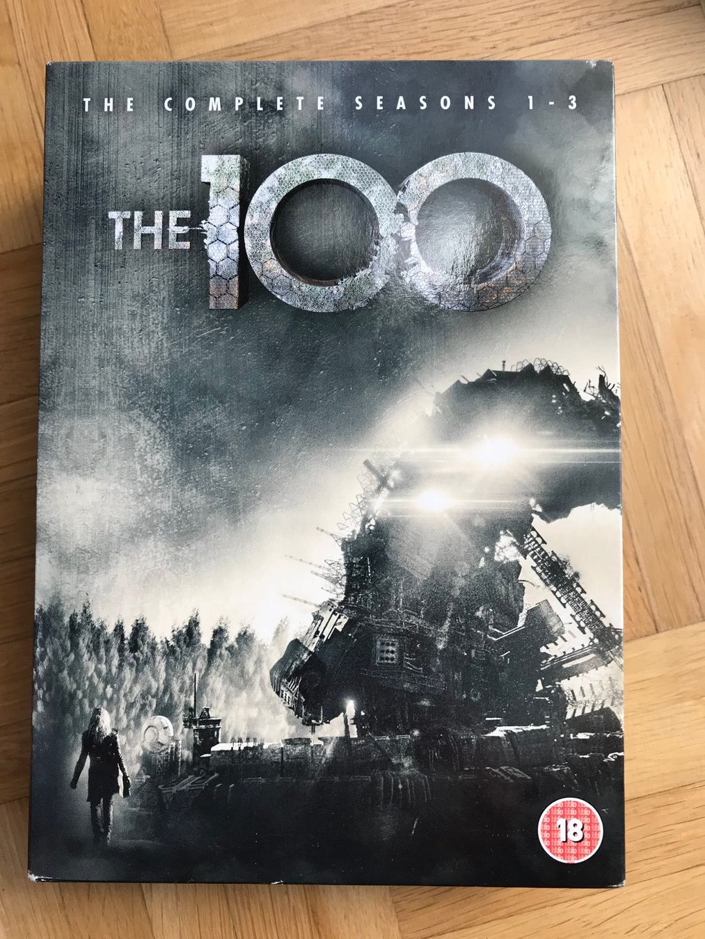 Tutti i DVDs: The 100 - The Complete Seasons 1-3 - DVD – Usato da Zürich venduto da Malcom