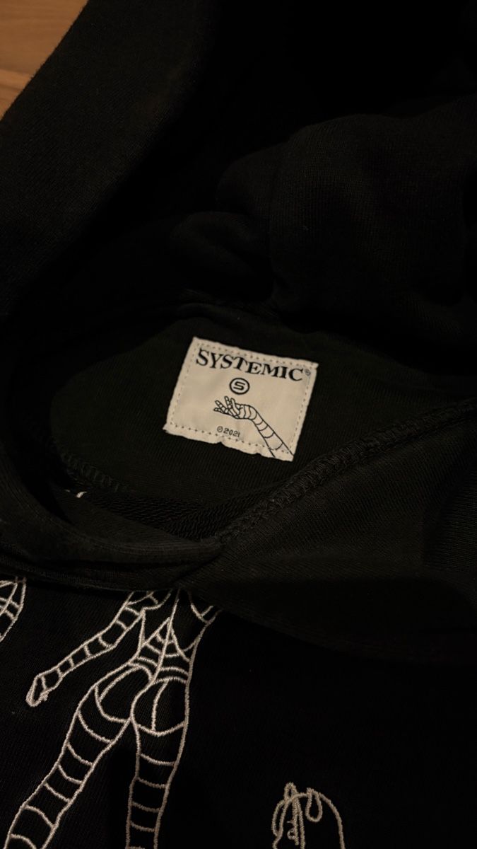 Pullover & Sweatshirts: Systemic Pullover – Gebraucht aus Wiesendangen von liv_m2dc 2