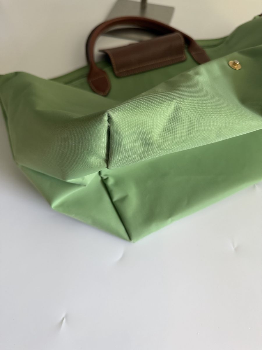 Longchamp Taschen für Damen: Original Longchamp Le Pliage M Grün – Gebraucht aus Vionnaz von b_f_d_r_g 4