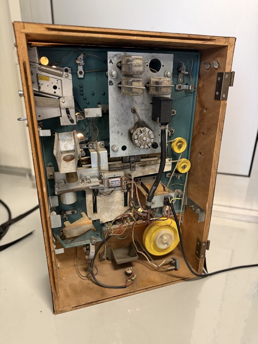Spielautomaten: Spielautomat Sputnik  – Defekt aus Grenchen von JJ___ 4