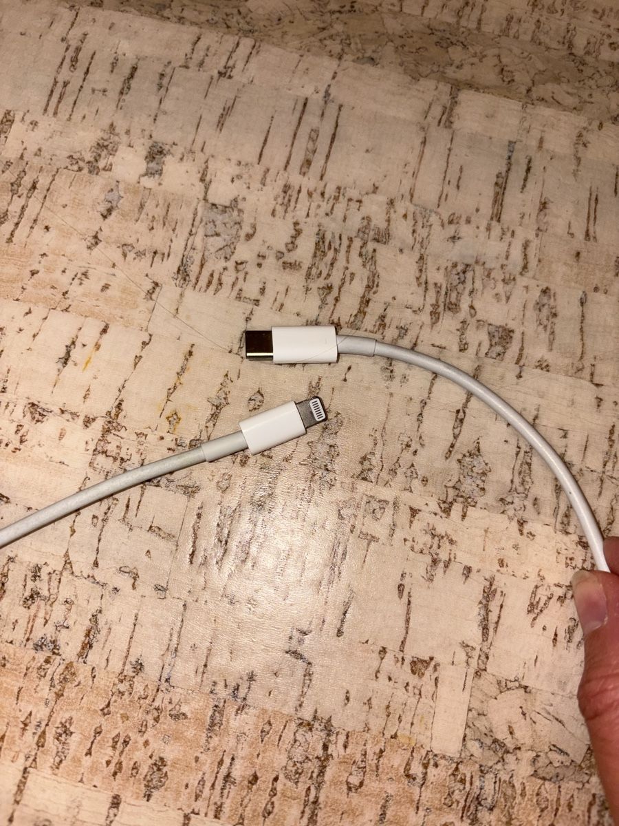 Apple Cavi: APPLE Ladekabel, 2m USB-C & Lightning  – Usato da Mels venduto da ste_mp6f 1