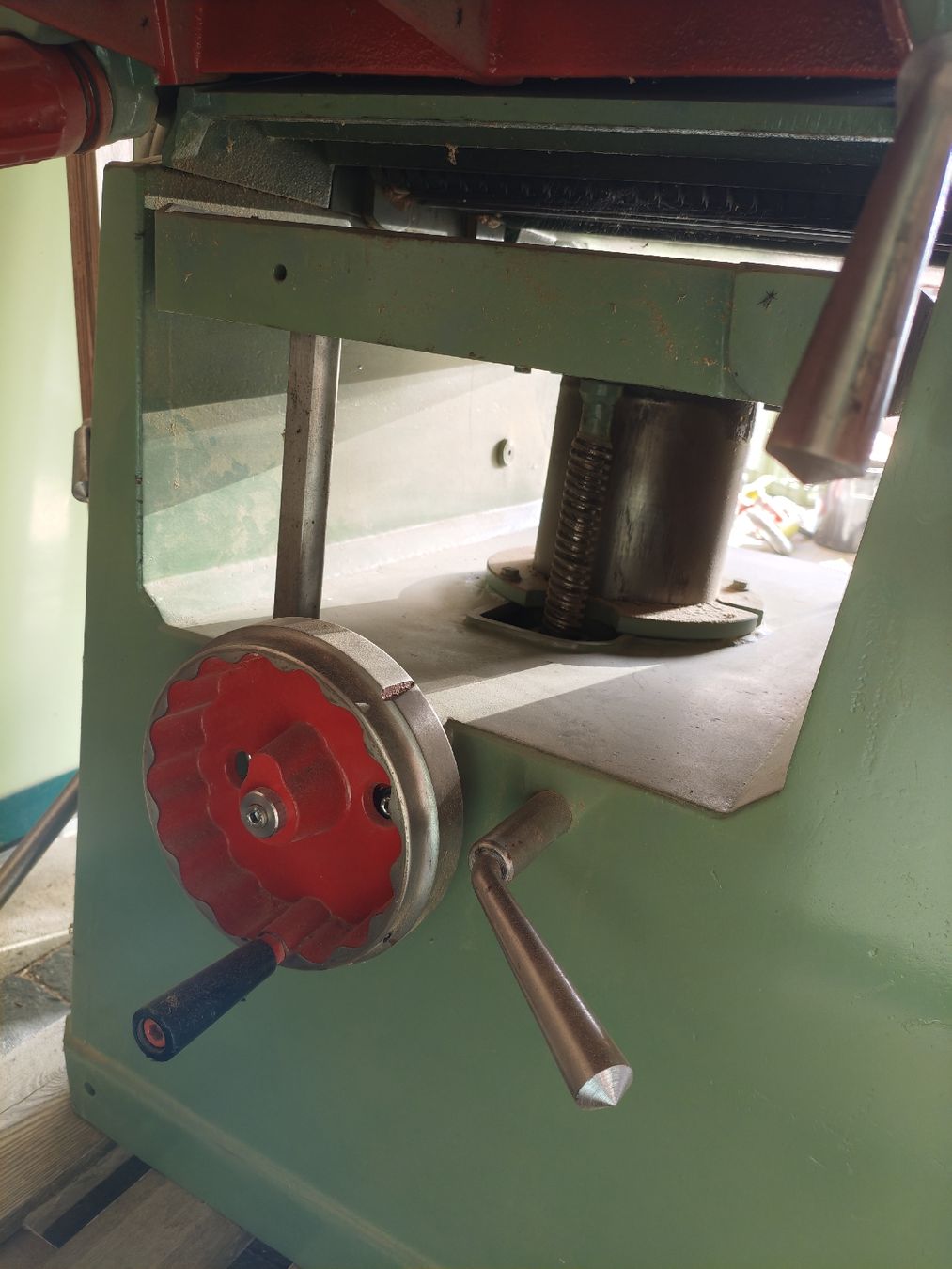 Tutte le macchine: Raboteuse-dégauchisseuse 40cm – Usato da Lussy FR venduto da geo_5zcn 3