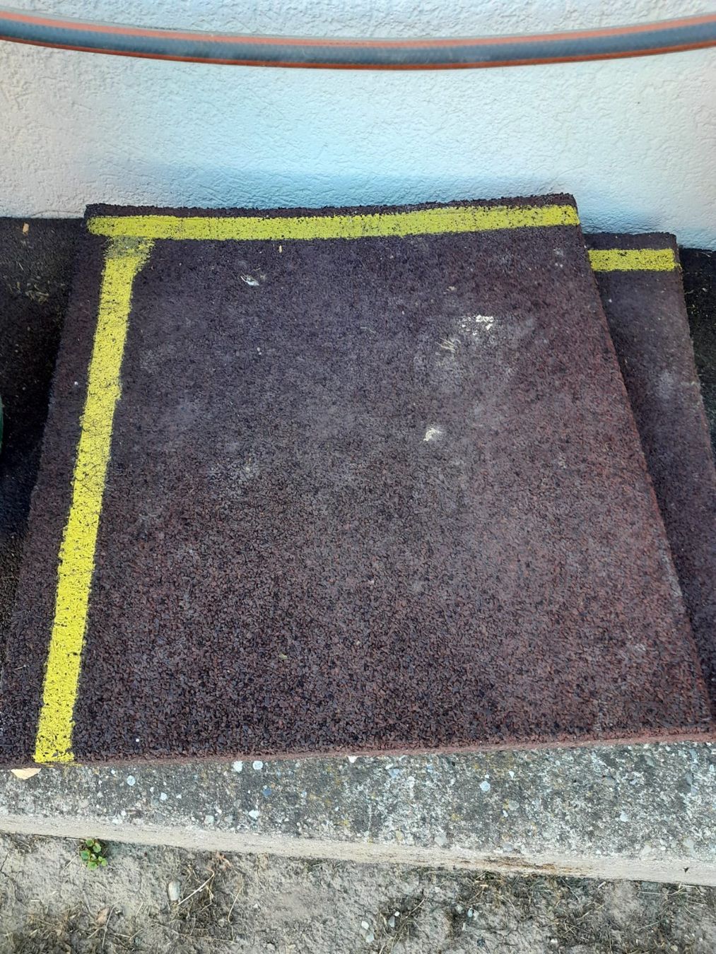 Tapis de sol: Occ. Fallschutzmatten / Gummimatten – D'occasion à Alchenstorf par Samro1 1