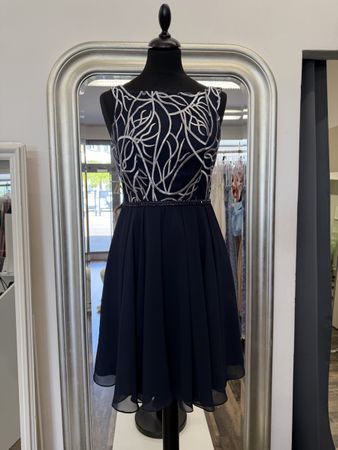 Elegantes Marineblaus Kleid - Größe 34