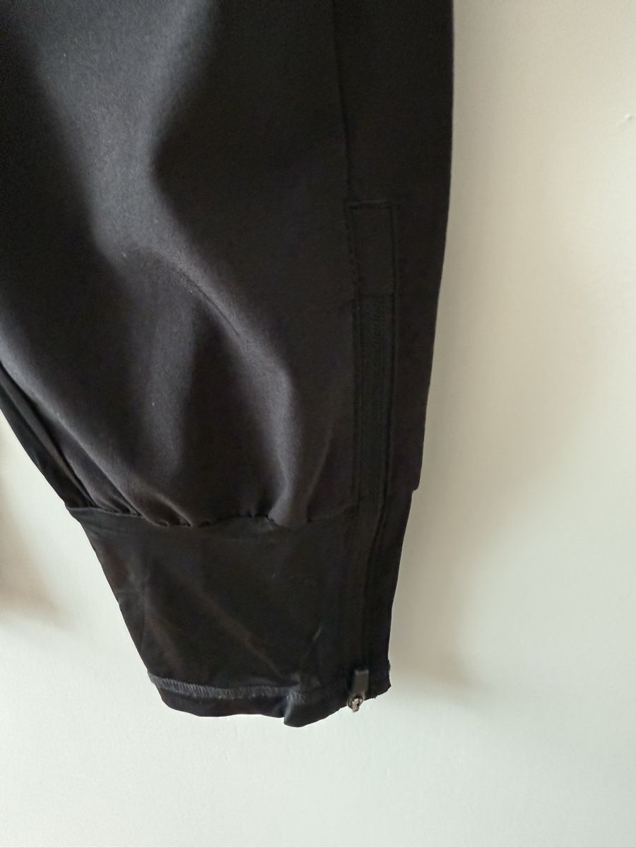 Pantaloni: Sporthose – Usato da visp venduto da Kmemo1 1