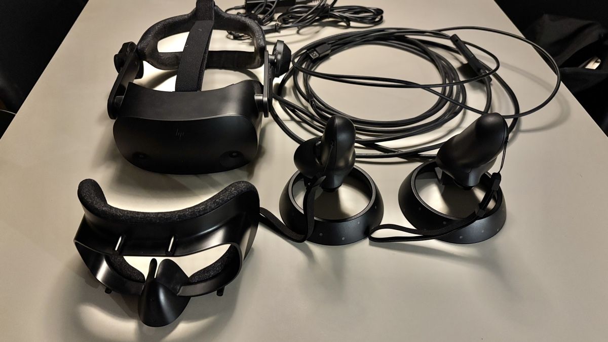 Hewlett Packard Casque VR: HP Reverb G2 VR Headset inklusiv Controller – D'occasion à Zürich par lortheone