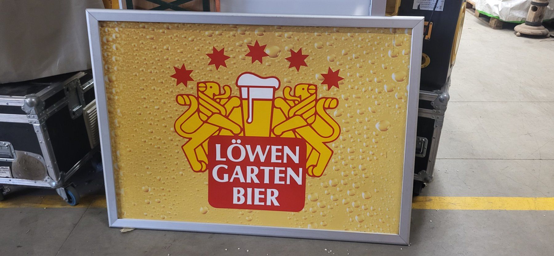 Insegne: Original Löwengarten Bier Schild in Aluklapprahmen – Usato da Thal venduto da ExpofairAG