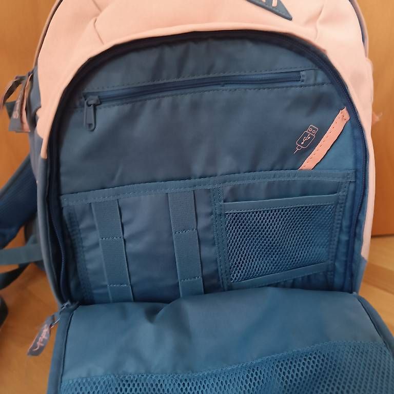 Rucksäcke: Satch Rucksack Free Ride Bluebird rosa/blau – Gebraucht aus Hofstetten SO von lil_6dxv 2