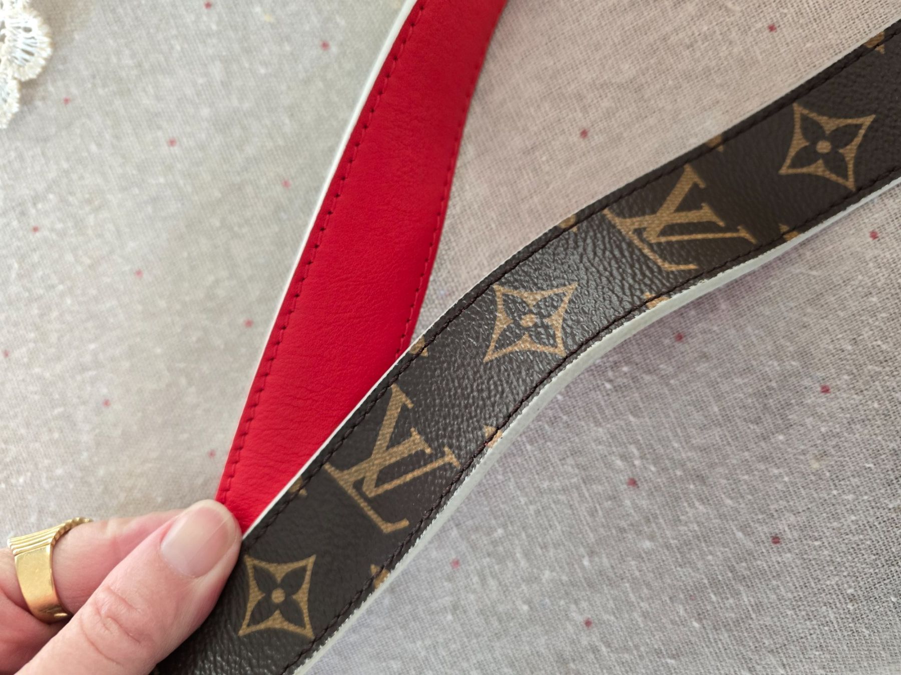 Louis Vuitton Altro in  Abbigliamento & Accessori: Louis Vuitton Schulterriemen NEU – Nuovo (secondo la descrizione) da Bottmingen venduto da sandy_2 3