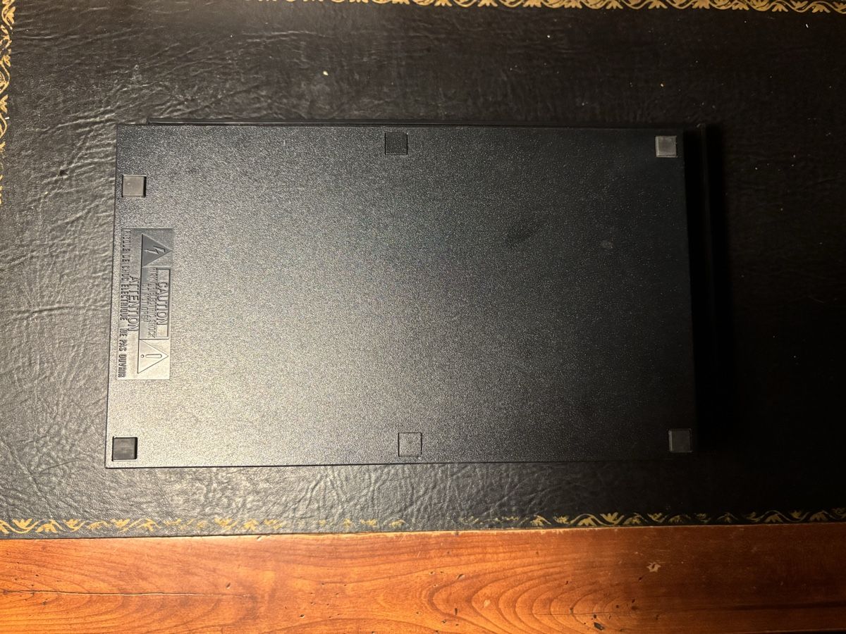 Sony Console: PlayStation 2  – Usato da Mézières VD venduto da P-M-C 2
