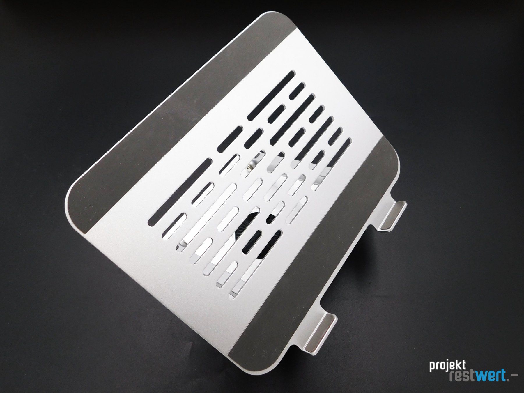 Racks & Ständer: Notebook stand von ICY BOX – Neu (gemäss Beschreibung) aus Bülach von restwert_buelach 3