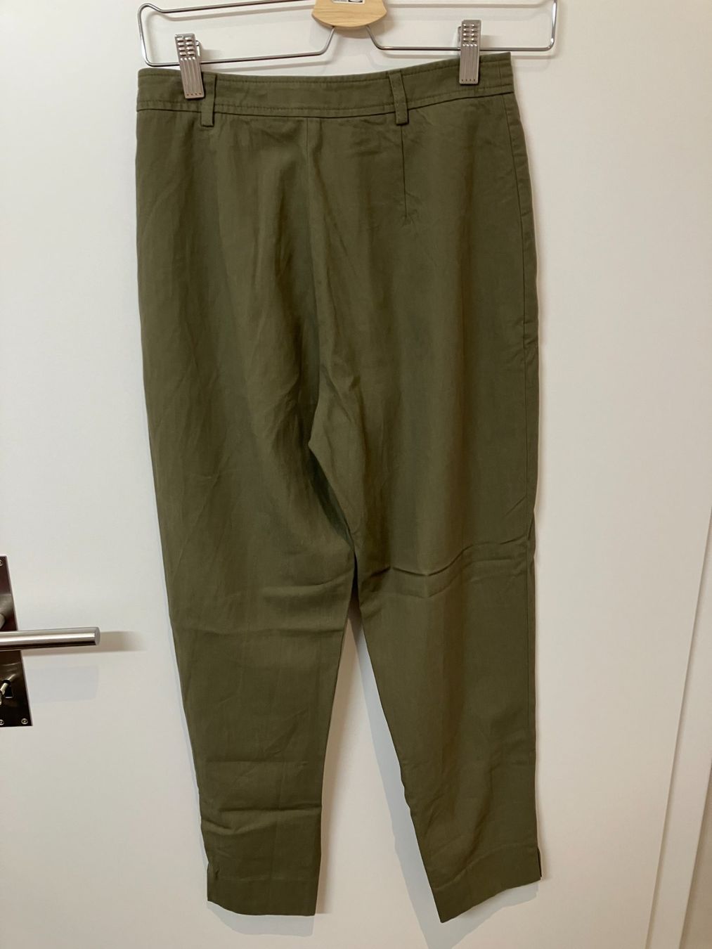 Pantaloni: Hose khaki closed (26) – Usato da Spiez venduto da JaS 1