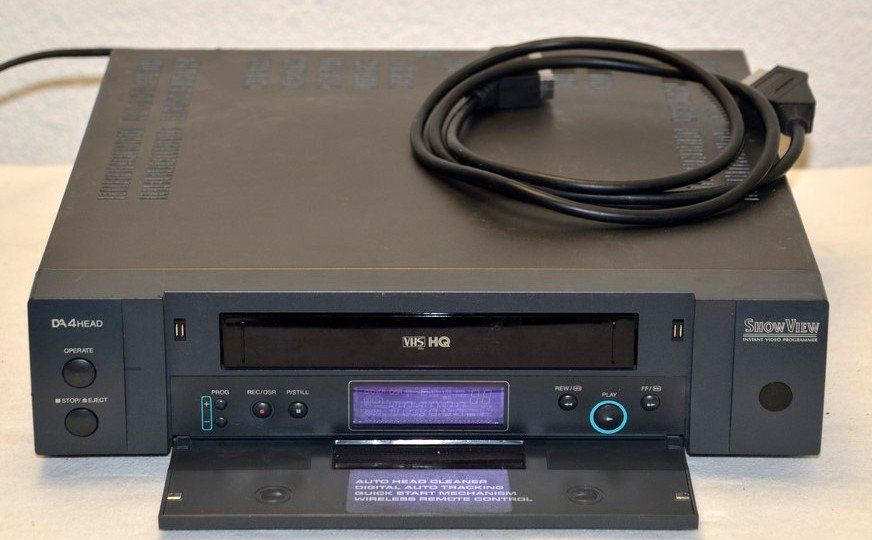 Aufnahmegeräte: Videorecorder VHS Melectronic M-VR410SV  magnétoscope – Gebraucht aus Collonges von arashee 1