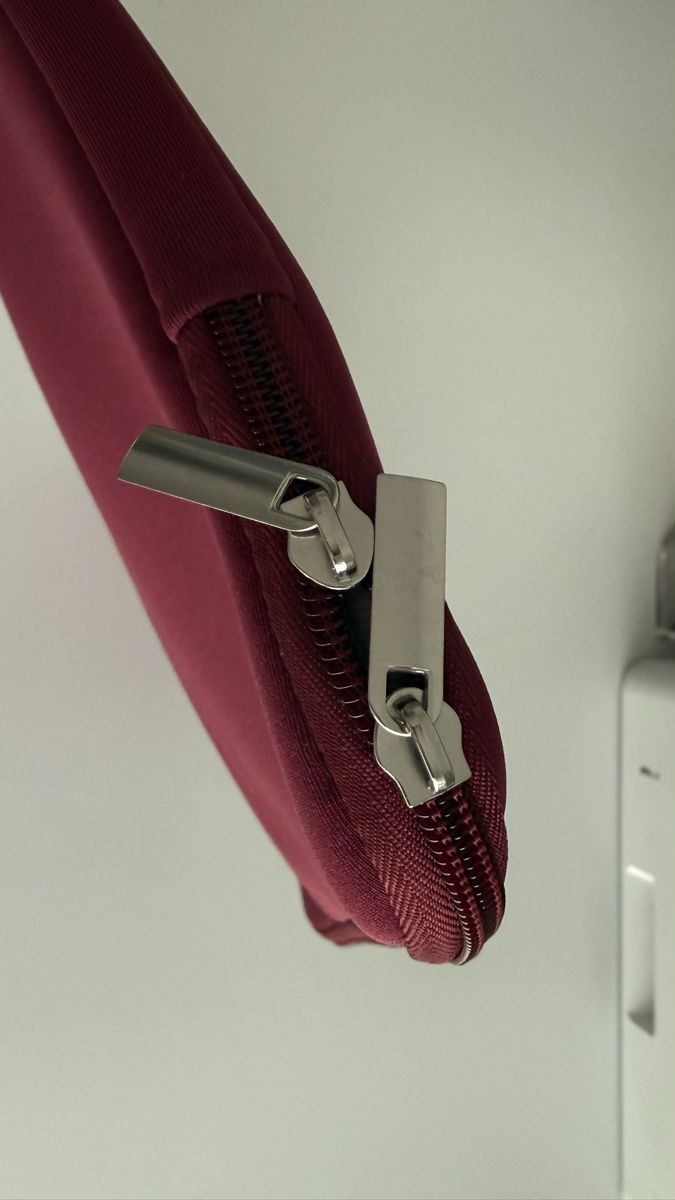 Apple Covers & Borse: Macbook Air Hülle 14 – Nuovo (secondo la descrizione) da Wallisellen venduto da S_lb 2