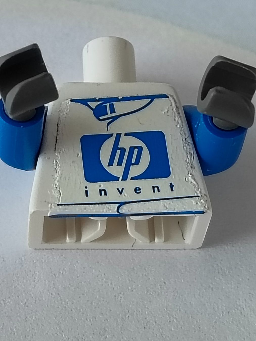 Lego Kit di costruzioni: Legofigurenteile  Torso mit Armen zu  rac018s  /E04 – Usato da St. Gallen venduto da Bisaknosp 4
