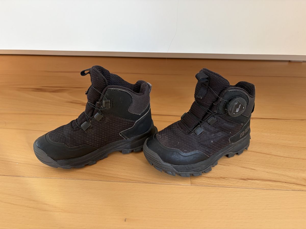 Jack Wolfskin Schuhe für Jungen: Jack Wolfskin Wanderschuhe Gr 26 – Gebraucht aus Zürich von Jackienette 1