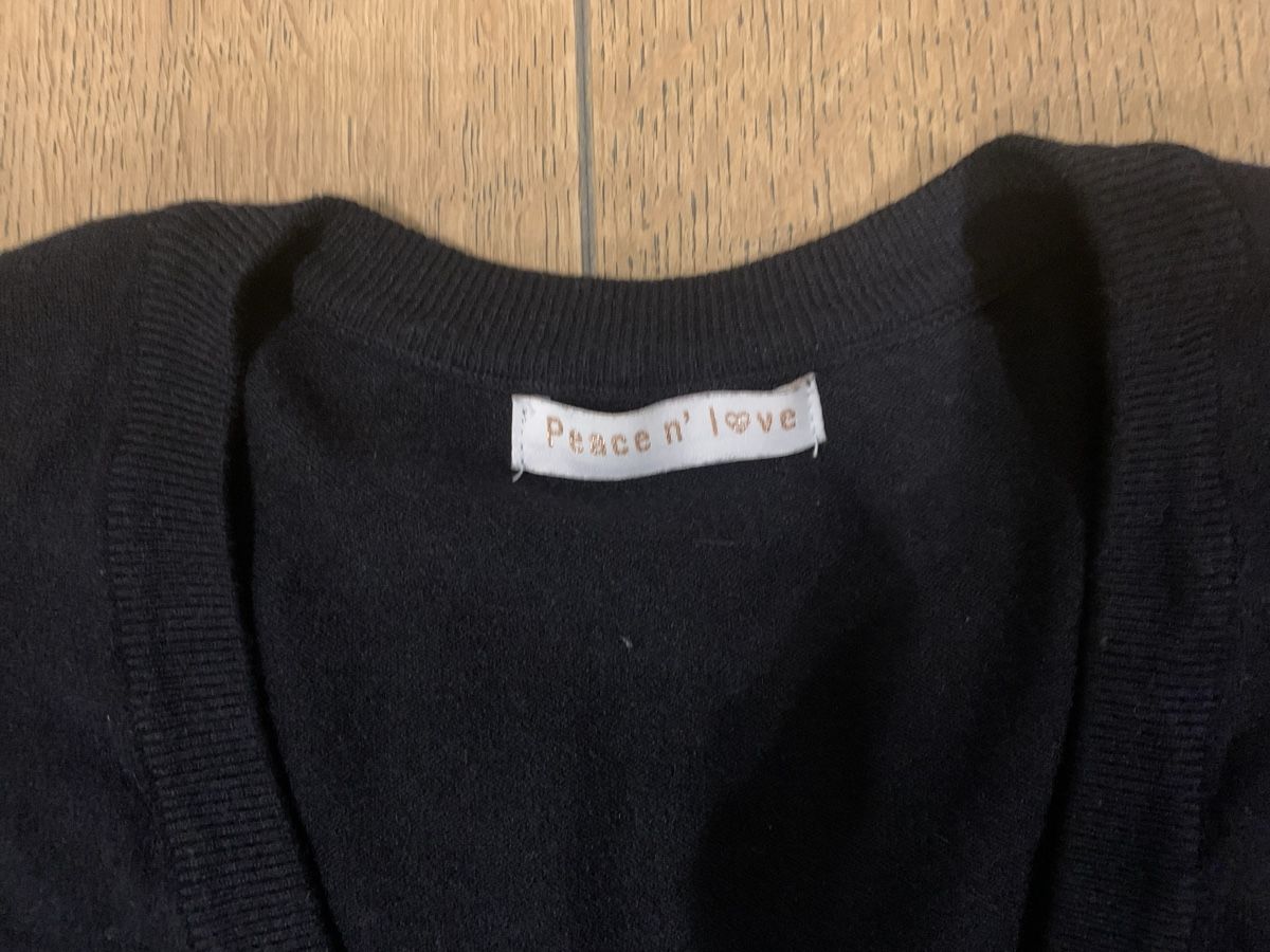 Maglioni & Felpe: Peace n‘ love Pullover, schwarz, ca. Grösse M – Usato da Thierachern venduto da reten 2