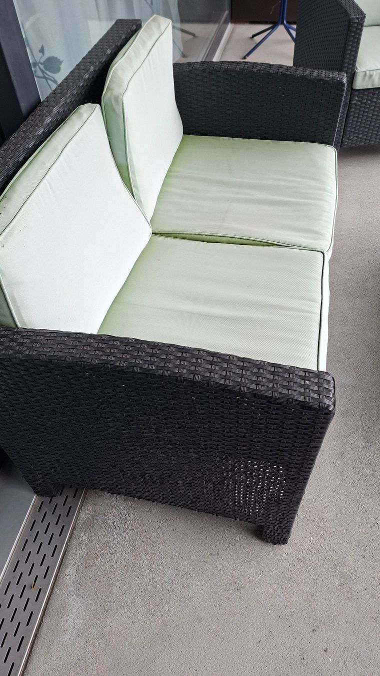 Tischgruppe: Balkonmöbelgruppe Rattanlook – Gebraucht aus Bern von Frankybe 1