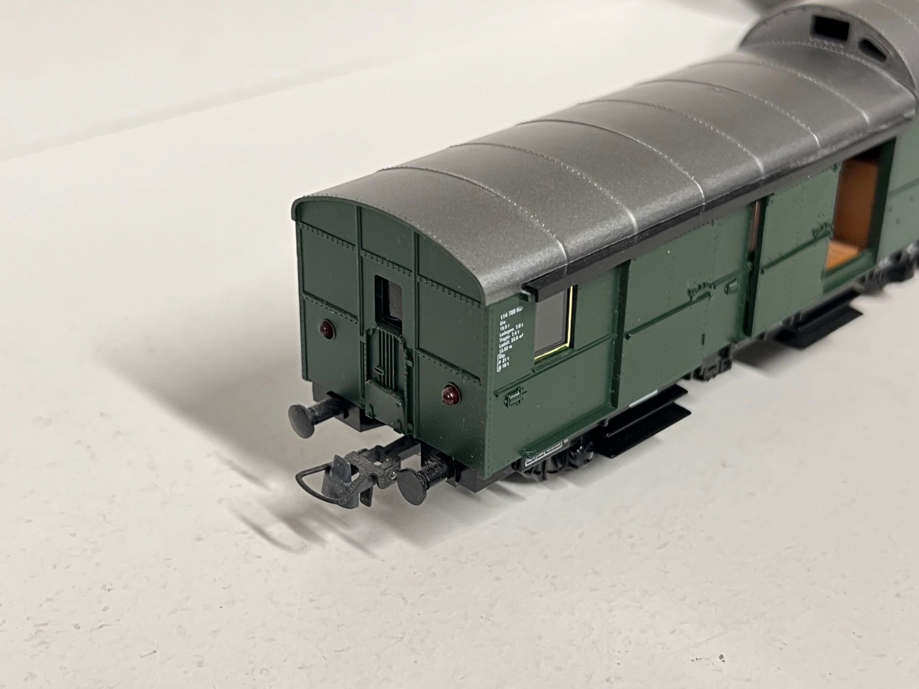 Fleischmann Modellini di ferrovie: Fleischmann DB Gepäckwagen  H0 DC – Difettoso da Geroldswil venduto da TopTrain54 2