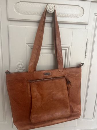 Echtleder Tasche Spikes & Sparrow — cognac