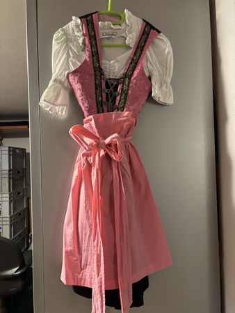 Dirndl Grösse 36