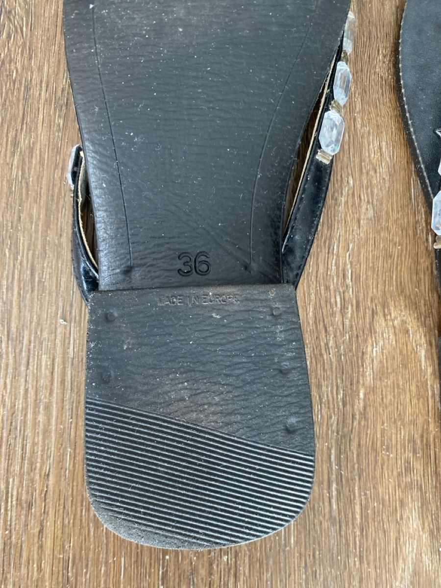 Damenschuhe: Flipflops 36 – Gebraucht aus Zürich von mar_bt5q 1