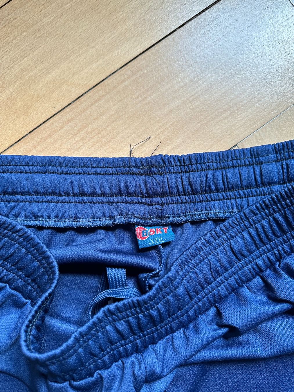 Pantaloni: BSKT - Basketball Shorts dunkelblau – Usato da Zürich venduto da Diazaio 1