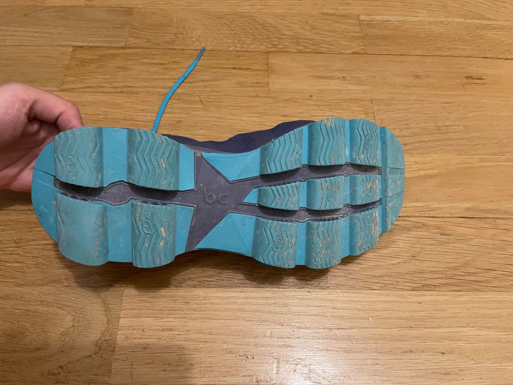 On Chaussures femmes: On Schuhe, gr. 39 – D'occasion à Zürich par luc_zs7m 2